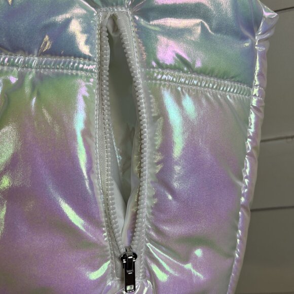 Hello Kitty Snow Angel Cropped Puffer Iridescent Women/Jr Sizes L And XL Viral - Picture 7 of 12